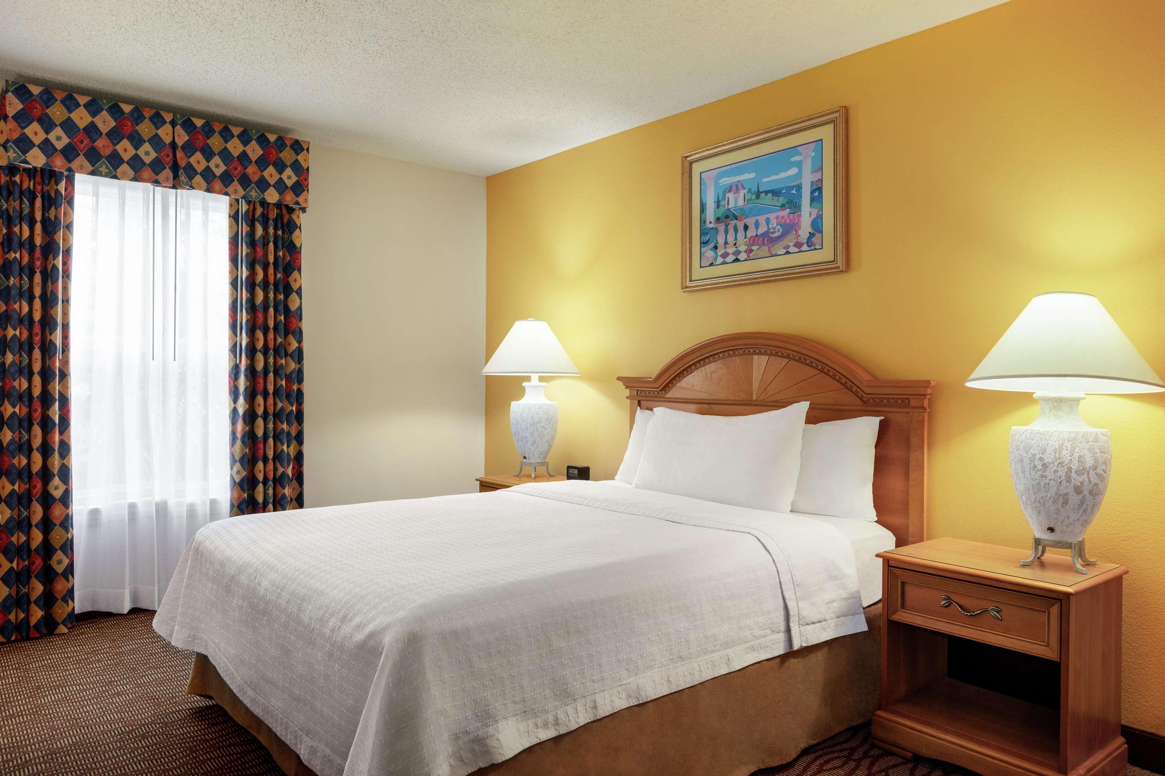 Homewood Suites By Hilton Fort Myers Exterior photo