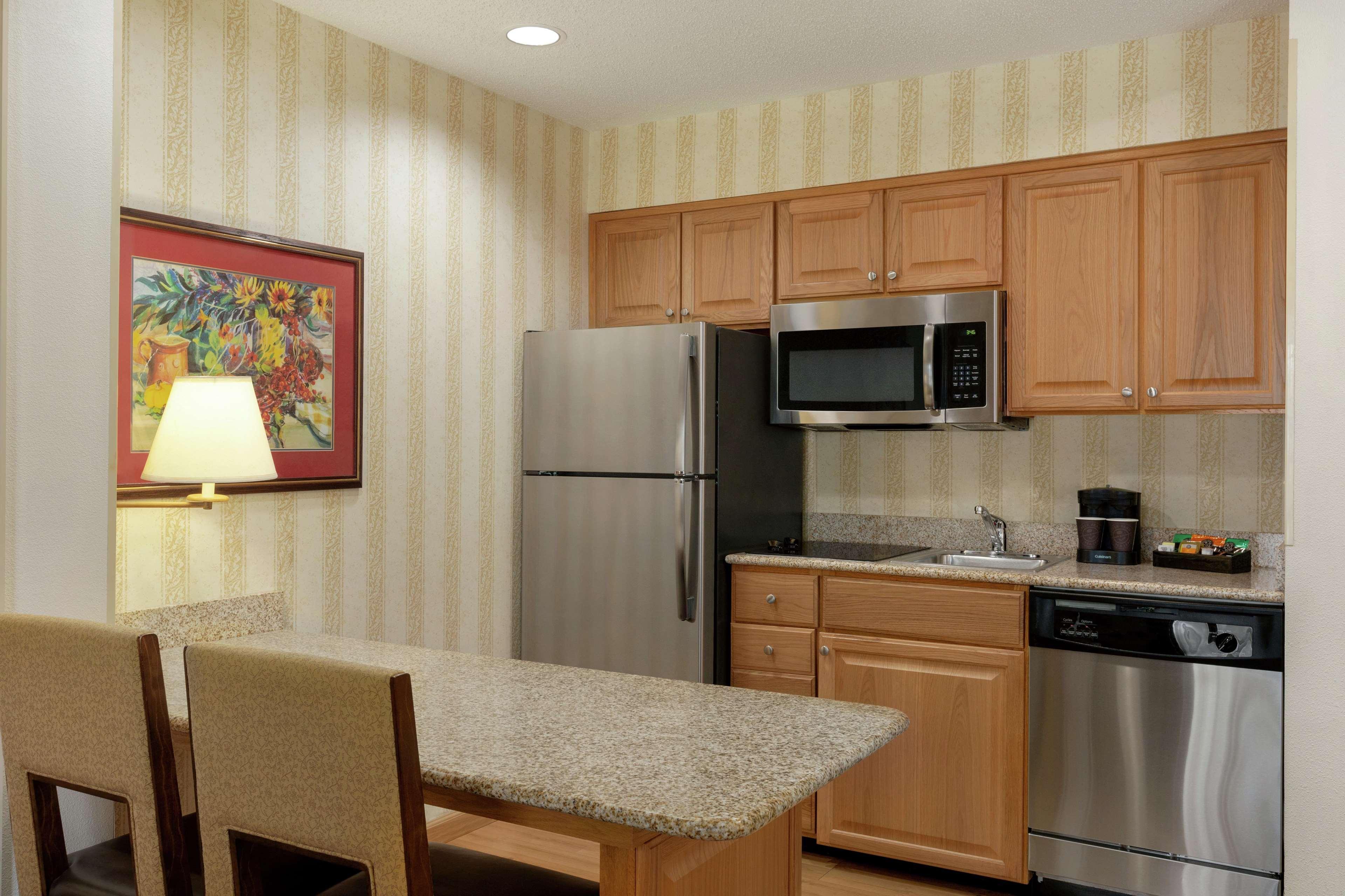 Homewood Suites By Hilton Fort Myers Exterior photo