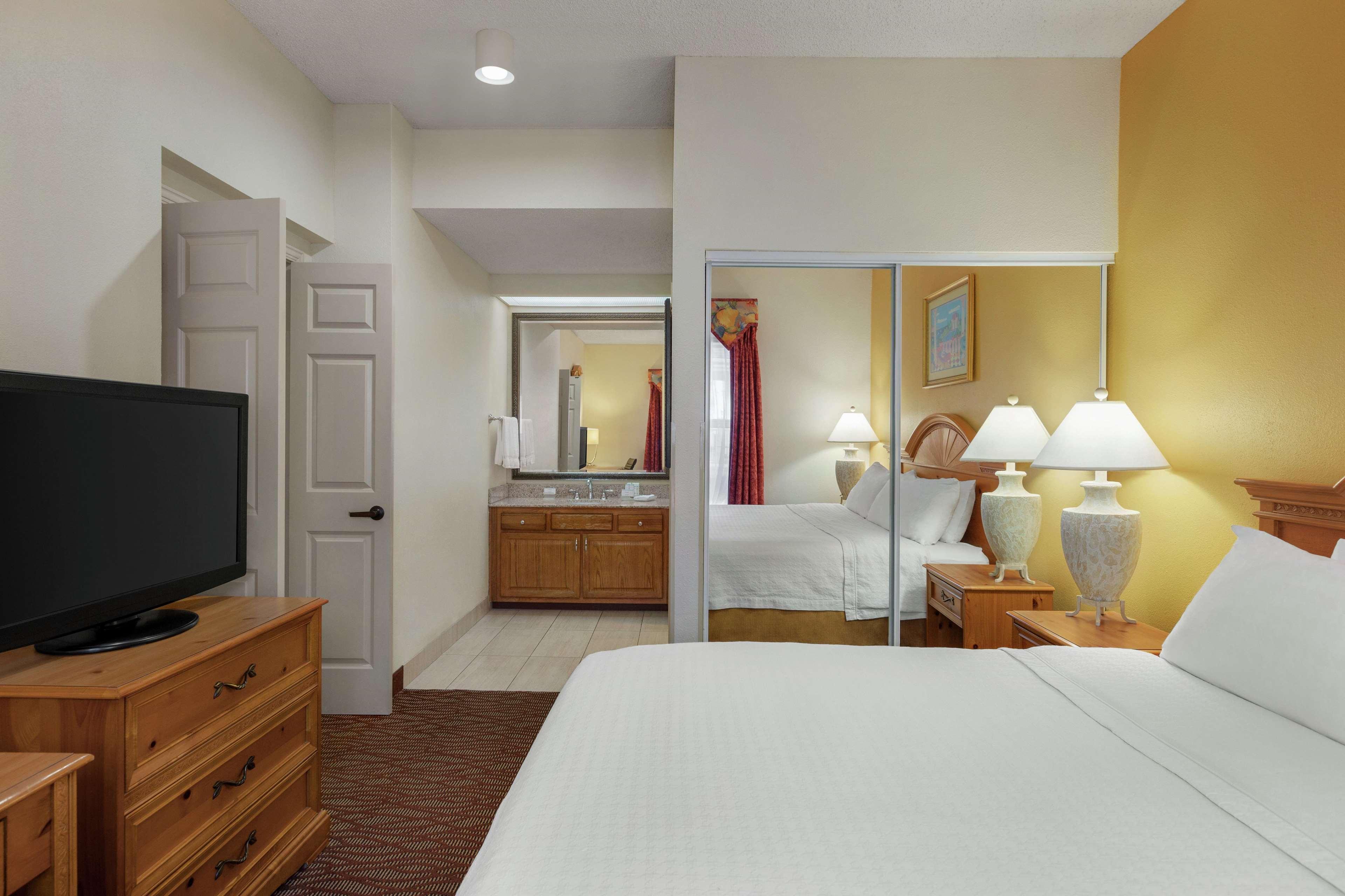 Homewood Suites By Hilton Fort Myers Exterior photo