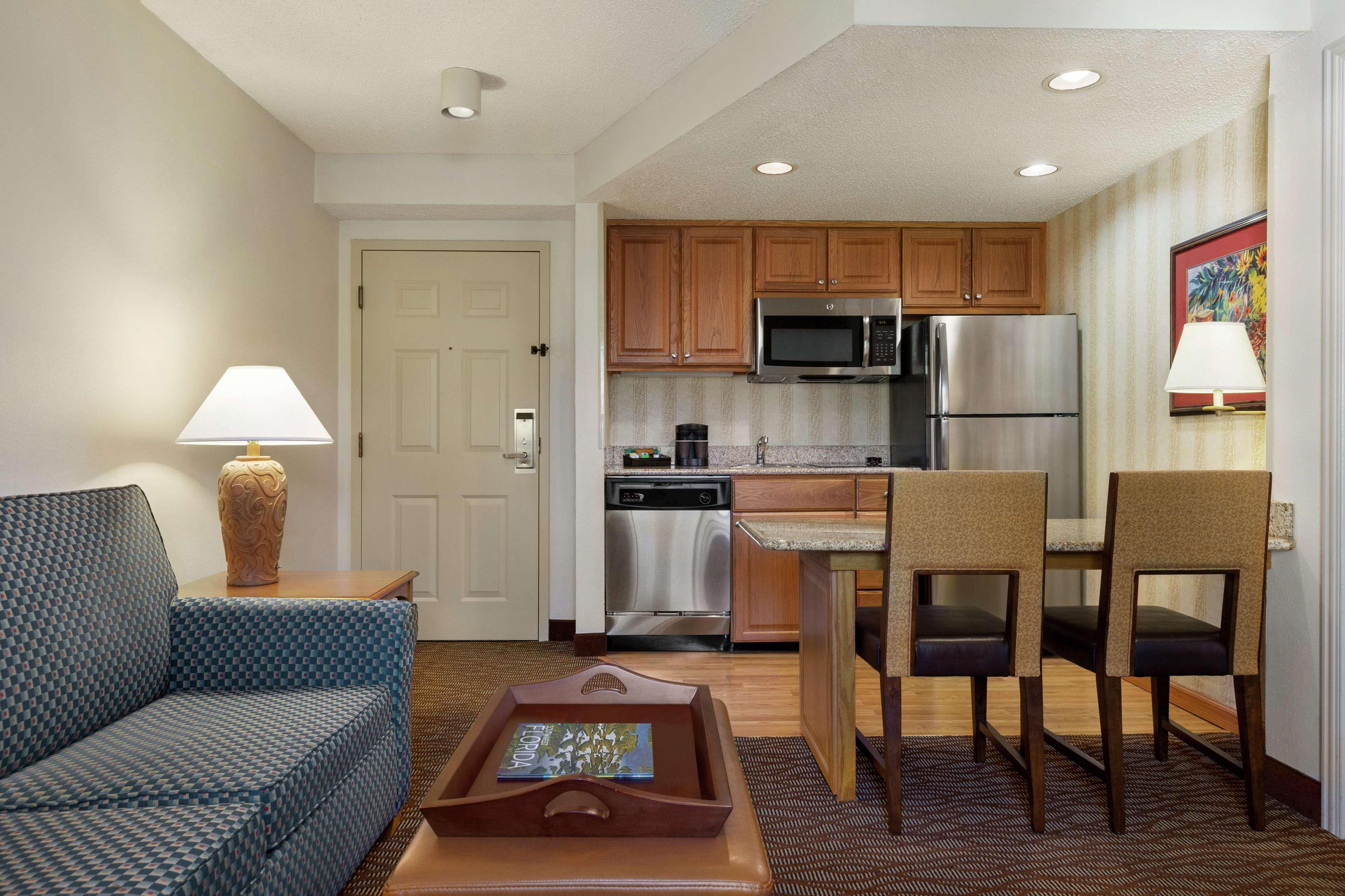 Homewood Suites By Hilton Fort Myers Exterior photo